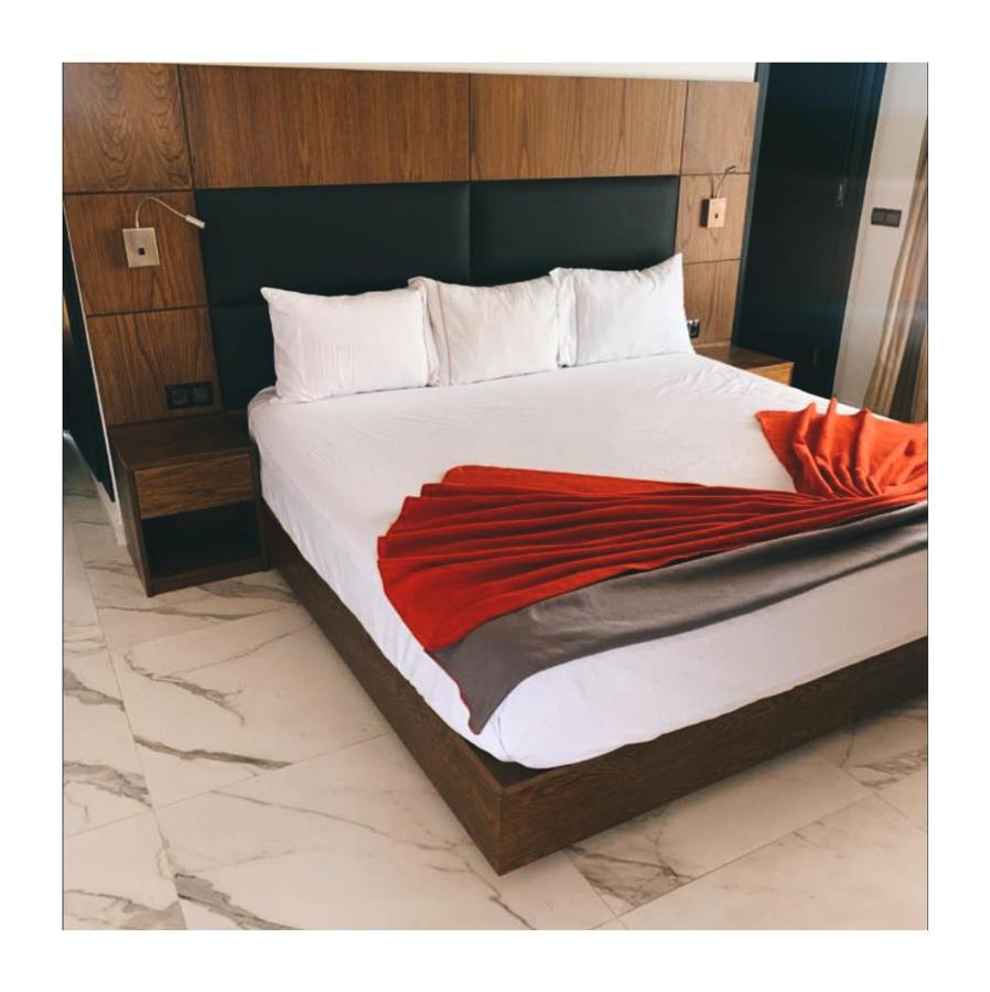 Ourika Camp Suites Hotel & Resort El Harkat 外观 照片