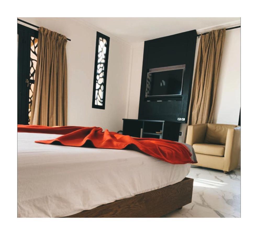 Ourika Camp Suites Hotel & Resort El Harkat 外观 照片