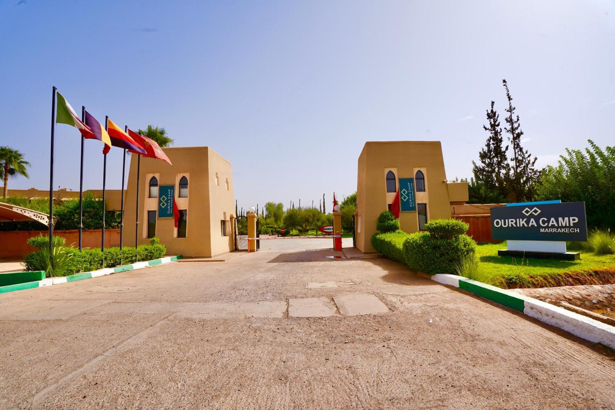 Ourika Camp Suites Hotel & Resort El Harkat 外观 照片