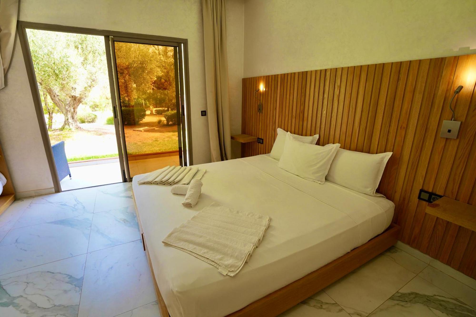 Ourika Camp Suites Hotel & Resort El Harkat 外观 照片